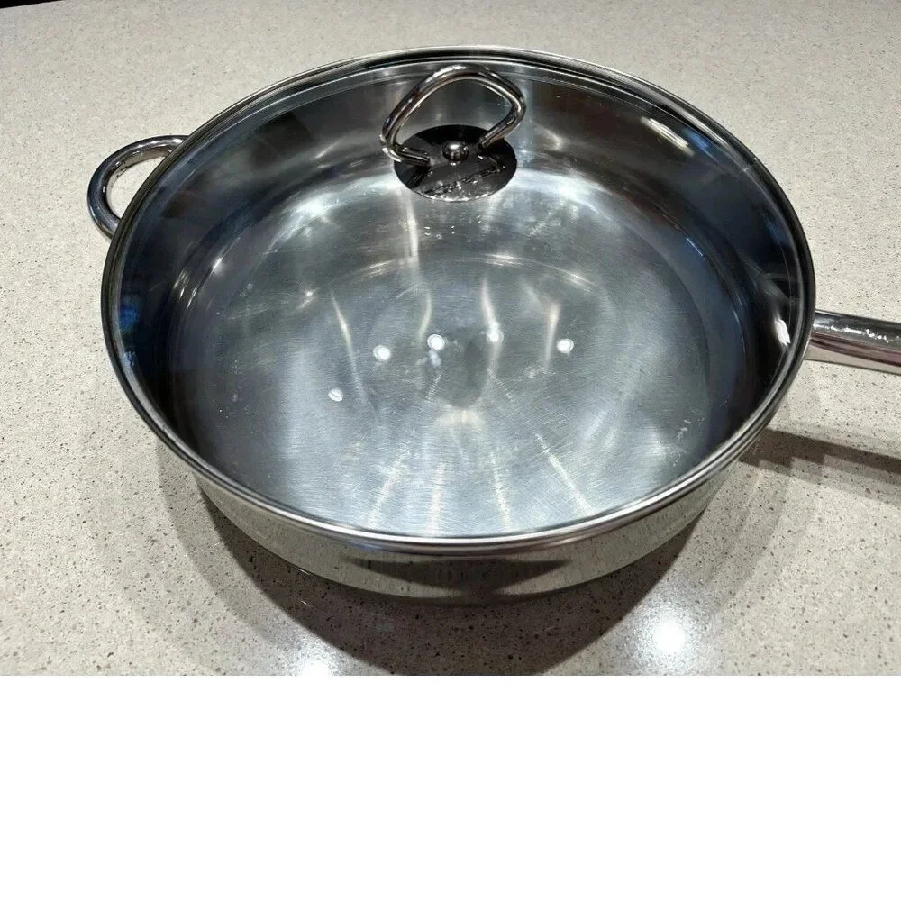 Well Equipped Kitchen Covered Sauté Pan – 11” x 3”
